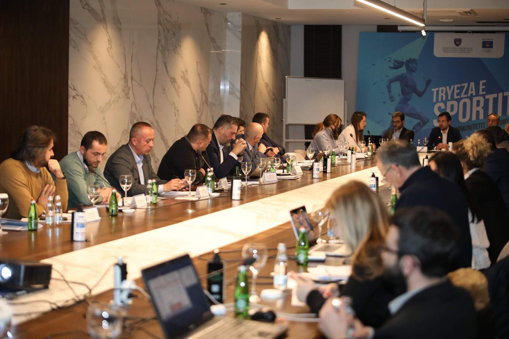 Fetahu e vlerëson lartë organizimin e “Tryezës së Sportit”